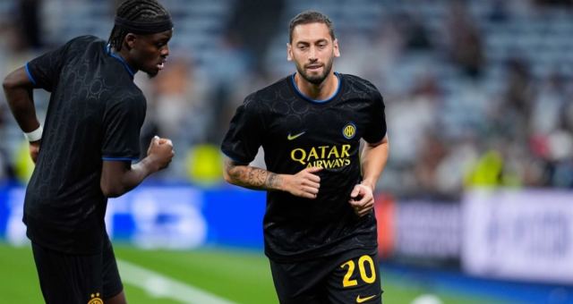 Fenerbahçe Hakan Çalhanoğlu için İtalyan basınına göre devrede