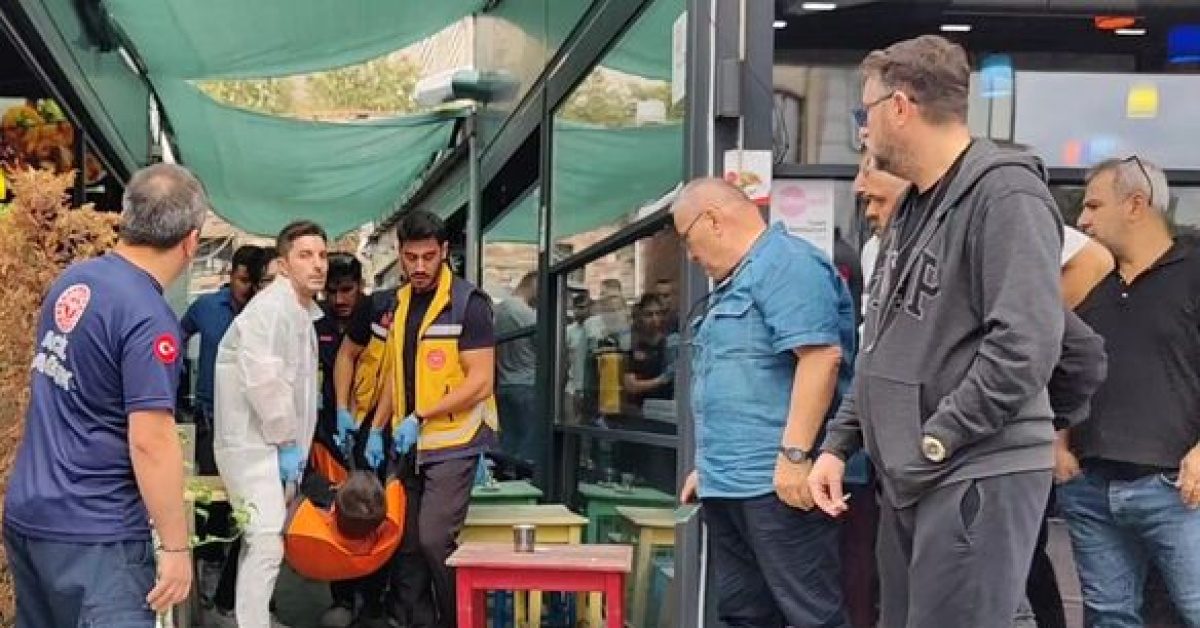 Fatih'te döviz bürosunda kanlı kavga: 1.9 milyon sahte dolar iddiası