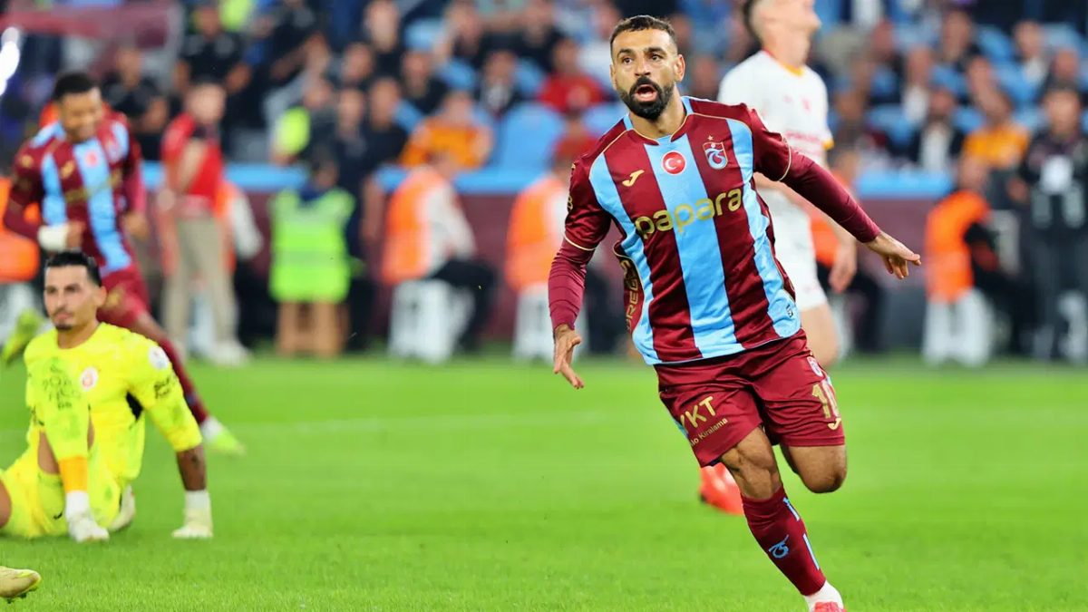 Trabzonspor, Galatasaray'ı 4-0 ile geçti: Salah öne çıktı
