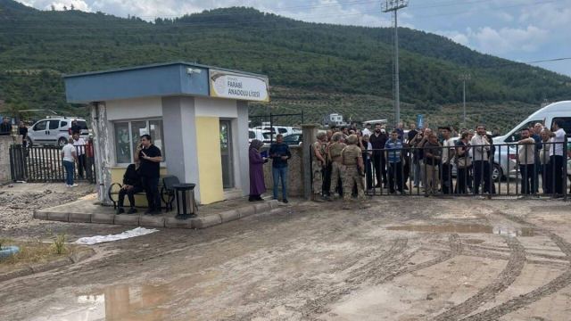 Osmaniye'de öğretmene silahlı saldırı: Şüpheli yakalandı