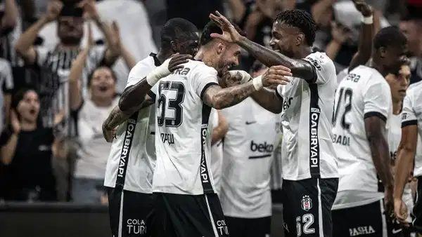 Beşiktaş - Marsilya maçı saat 22.00'de şifresiz yayınlanacak