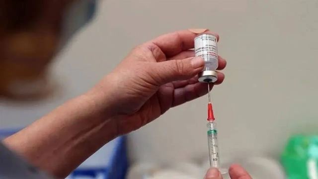 Grip Aşısı Eczanelere Geldi, Fiyatı ve Uygulama Zamanı Belli Oldu