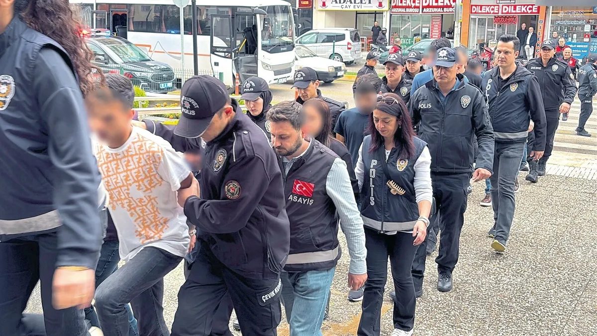 İstanbul'da dolandırıcılık operasyonlarında 314 tutuklama