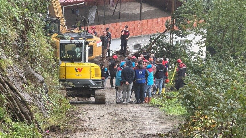 Trabzon'da Heyelan Sonucu Ali T. Hayatını Kaybetti