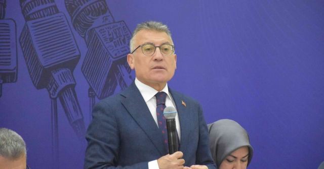 Abdullah Güler: Her gün bir belediye başkanı istifa ediyor