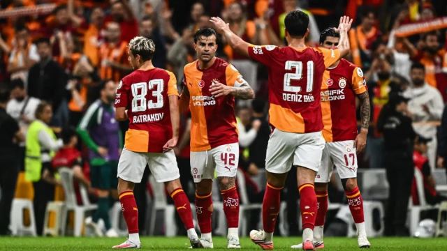 Galatasaray'dan 16 Futbolcu Milli Takımlara Davet Edildi