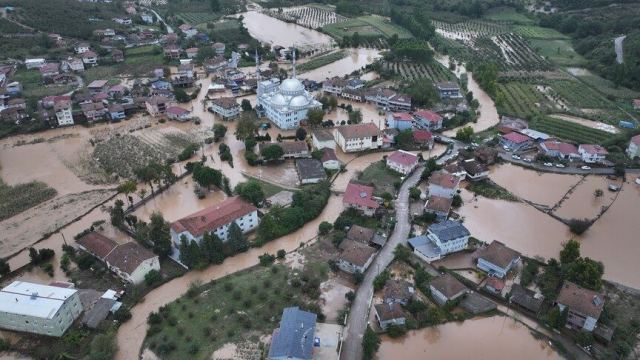 Sakarya'da Eylül Yağışının 2,5-3 Katı Yağış Düştü