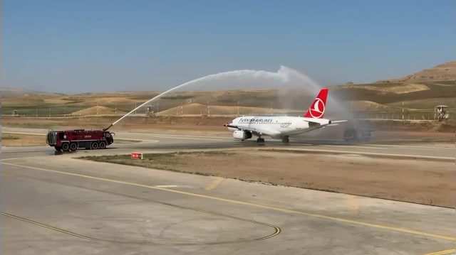 Siirt Havalimanı İstanbul Uçuşlarıyla Yeniden Açıldı
