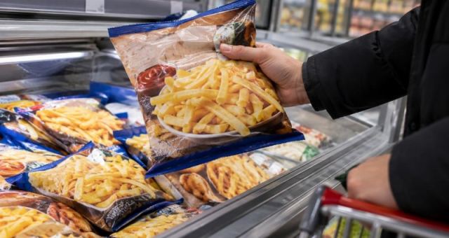 Dondurulmuş Patateslerde Plastik Tehlikesi: Geri Çağrıldı!