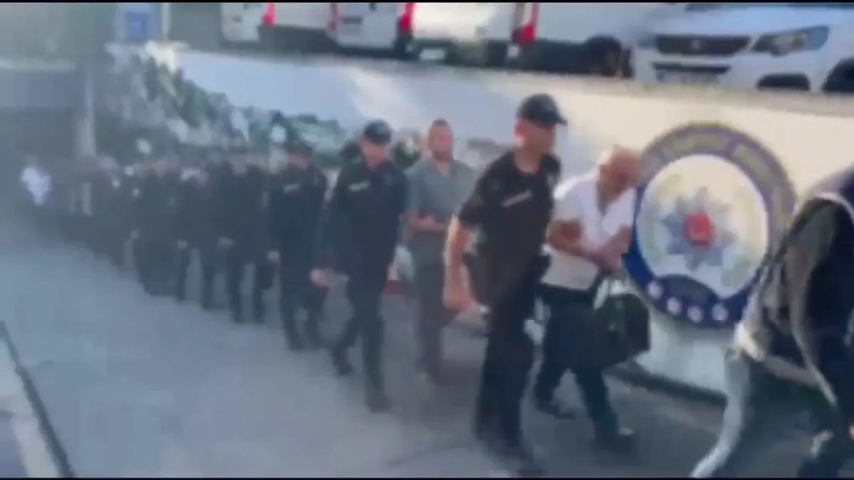 İstanbul'da Göçmen Kaçakçılığı Operasyonu: 33 Tutuklama