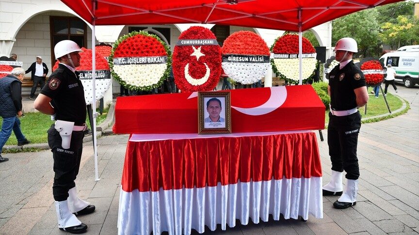Sarıyalçınkaya, trafik kazasında şehit olan polis memuru son yolculuğuna uğurlandı