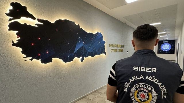 Siber suçlarla mücadele operasyonlarında 76 şüpheli tutuklandı