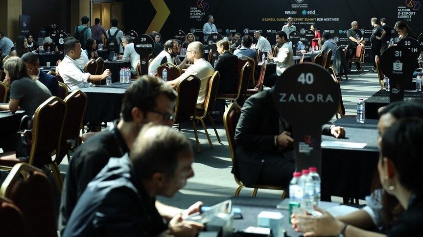 İstanbul Küresel E-İhracat Zirvesi, 1050 şirketi bir araya getirdi