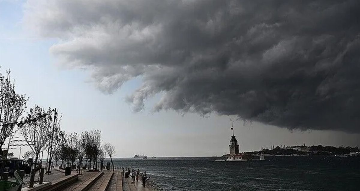 İstanbul'da hava durumu değişiyor: Sağanak yağışlar bekleniyor
