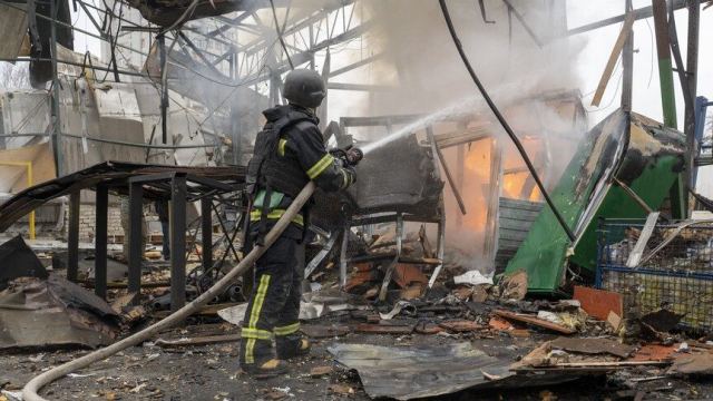 Rusya, Ukrayna'da Lojistik Merkezleri ve Limanları Vurdu