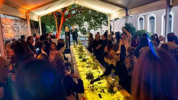Artweeks İstanbul'da Işık ve Sanat Buluştu