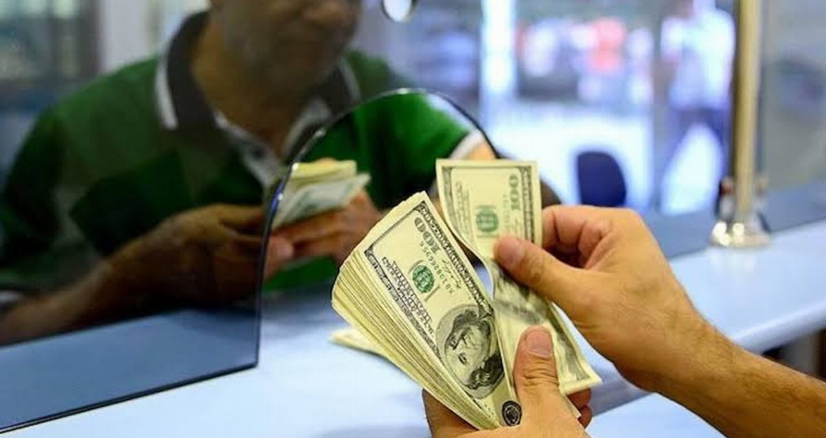 Fatih'te döviz bürosunda silahlı kavga: 2 ölü, 1 yaralı