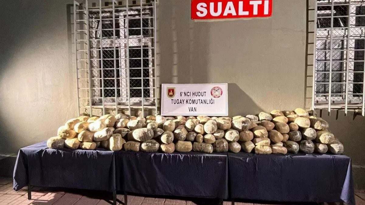 MSB: Van hudut hattında 412 kilo uyuşturucu ele geçirildi