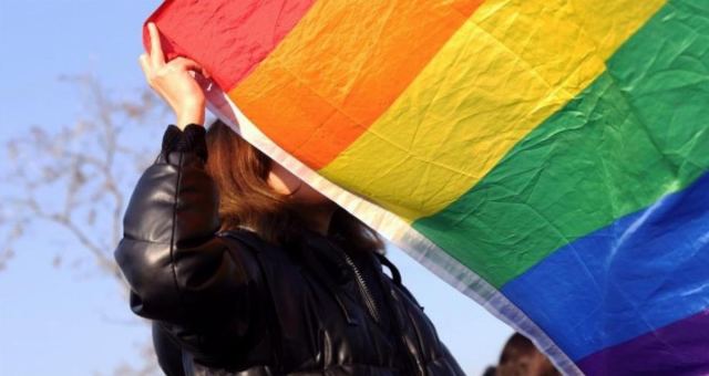 Ankara'da LGBTİ+ soruşturmasında gazeteci Tuğba Tekerek tutuklandı