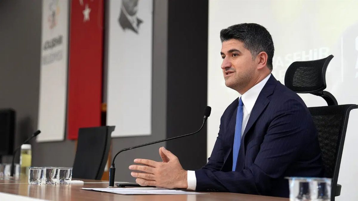Onursal Adıgüzel, AKP’ye geçen Ataşehir meclis üyelerine tepki gösterdi
