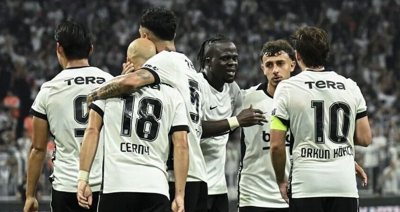 Beşiktaş, Erzurumspor Maçında Üç Değişiklikle Sahaya Çıkıyor