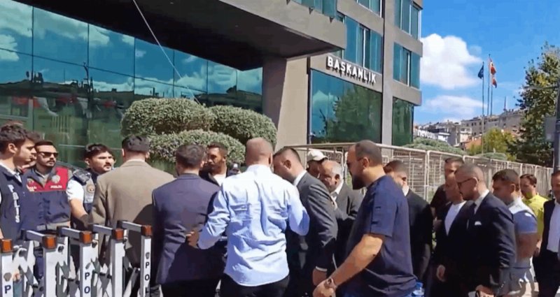 Üsküdar'da Seçim Gerilimi: AKP'li Aday Başkanvekili Oldu