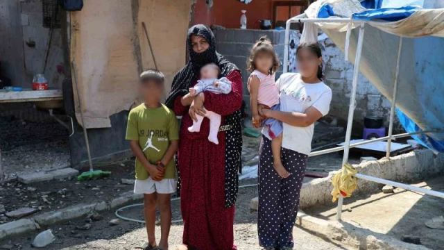 Yüreğir'de Kredi Kartı Dolandırıcılığı: 5 Çocukla Ahırda Yaşıyorlar