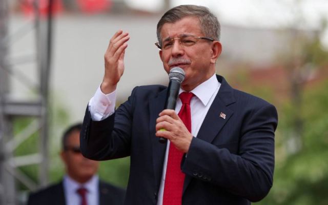 Ahmet Davutoğlu: 'Düşüncelerimin arkasındayım' dedi