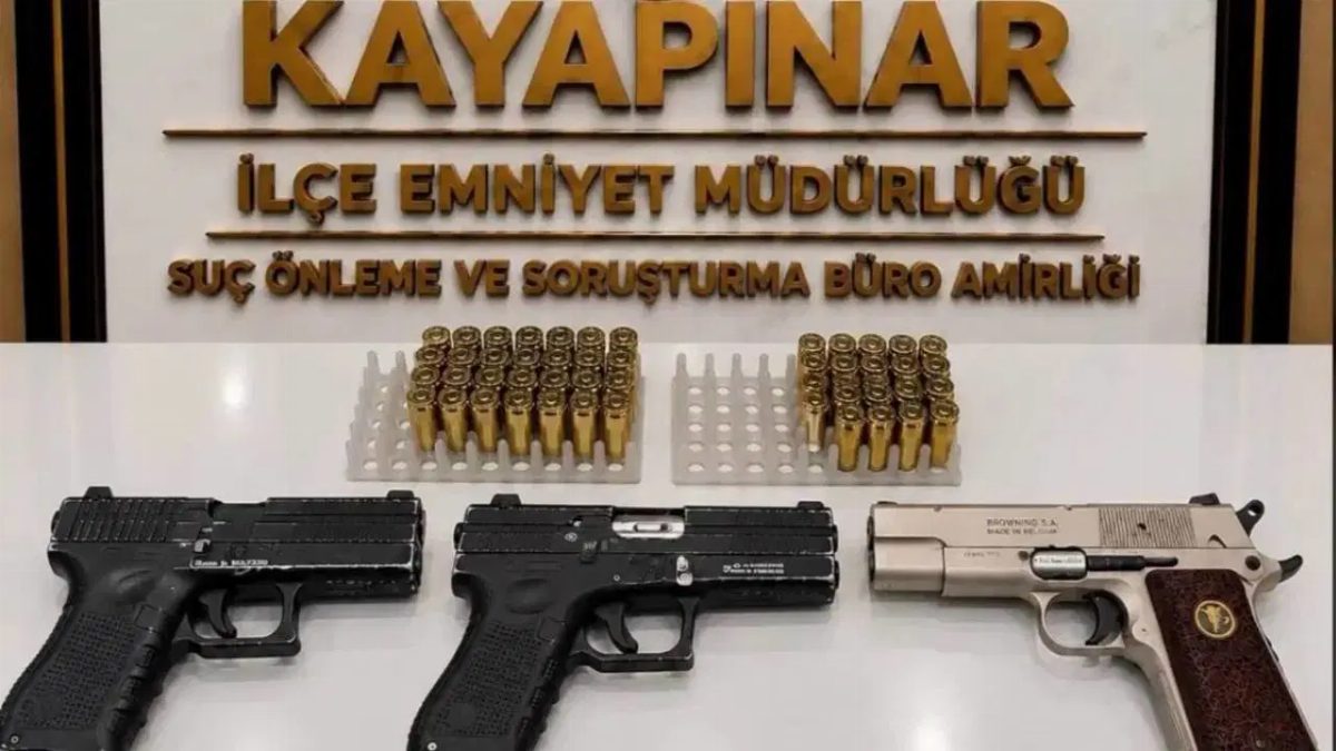 Kayapınar'da Firari Şüphelilere Operasyon Düzenlendi
