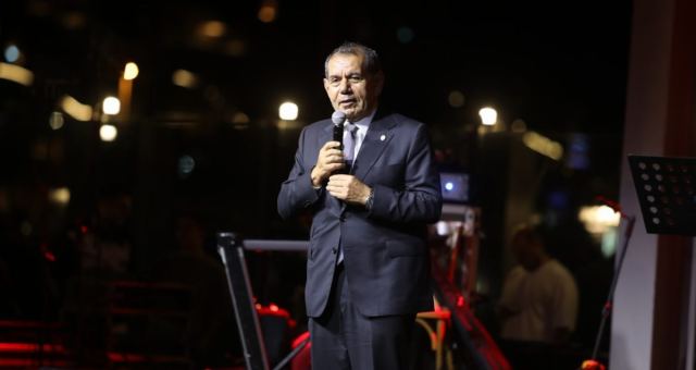 Dursun Özbek, Okan Buruk'a Destek Verdi ve Açıklamalarda Bulundu