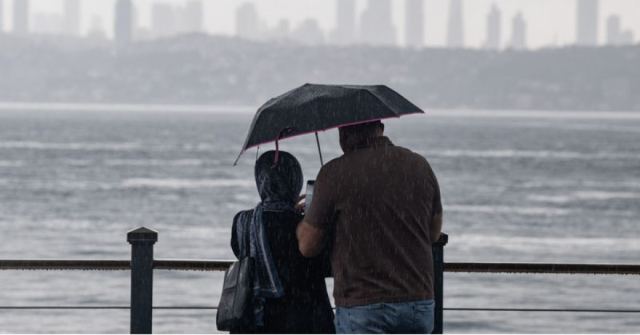 İstanbul'da Kuvvetli Yağış ve Sıcaklık Düşüşü Bekleniyor