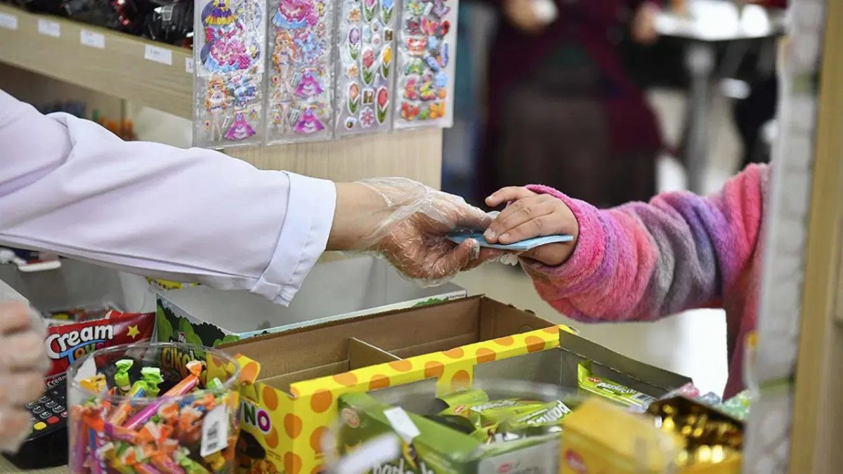 Okul Kantinlerinde Yeni Dönem: Sağlıksız Ürünler Yasaklandı