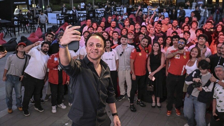 Felipe Massa, İstanbul'da Formula 1 Tutkunlarıyla Buluştu
