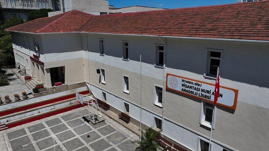 Nişantaşı Nuri Akın Anadolu Lisesi 112 Yıldır Eğitime Katkı Sağlıyor