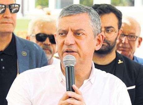Özel, Üsküdar'da Mitingle Güç Gösterisi Yapacak