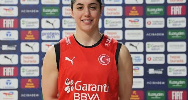 Gökşen Fitik Galatasaray'da kupalar kazanmayı hedefliyor