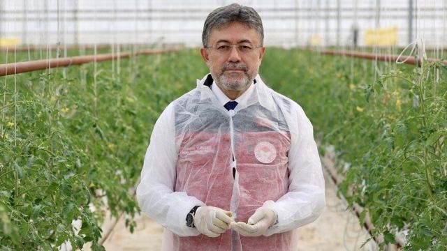 Tarım ve Orman Bakanı Yumaklı: Türkiye örtü altı üretimde ikinci sırada