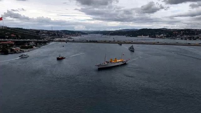 İstanbul Boğazı'nda Preveze Deniz Zaferi töreni yapıldı
