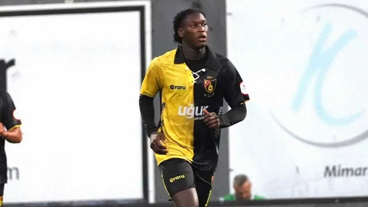 İstanbulsporlu Elvin Mendy, maç dönüşü hastaneye kaldırıldı