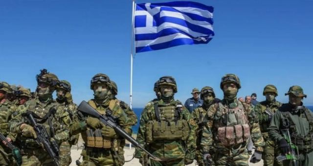 Yunanistan'da Seferberlik Paniği: 100 Bin Yedek Asker Uyarıldı