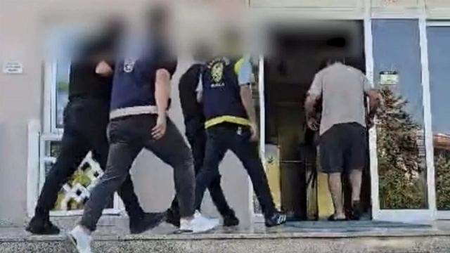 Fethiye'de fuhuş operasyonu: 7 kişi tutuklandı