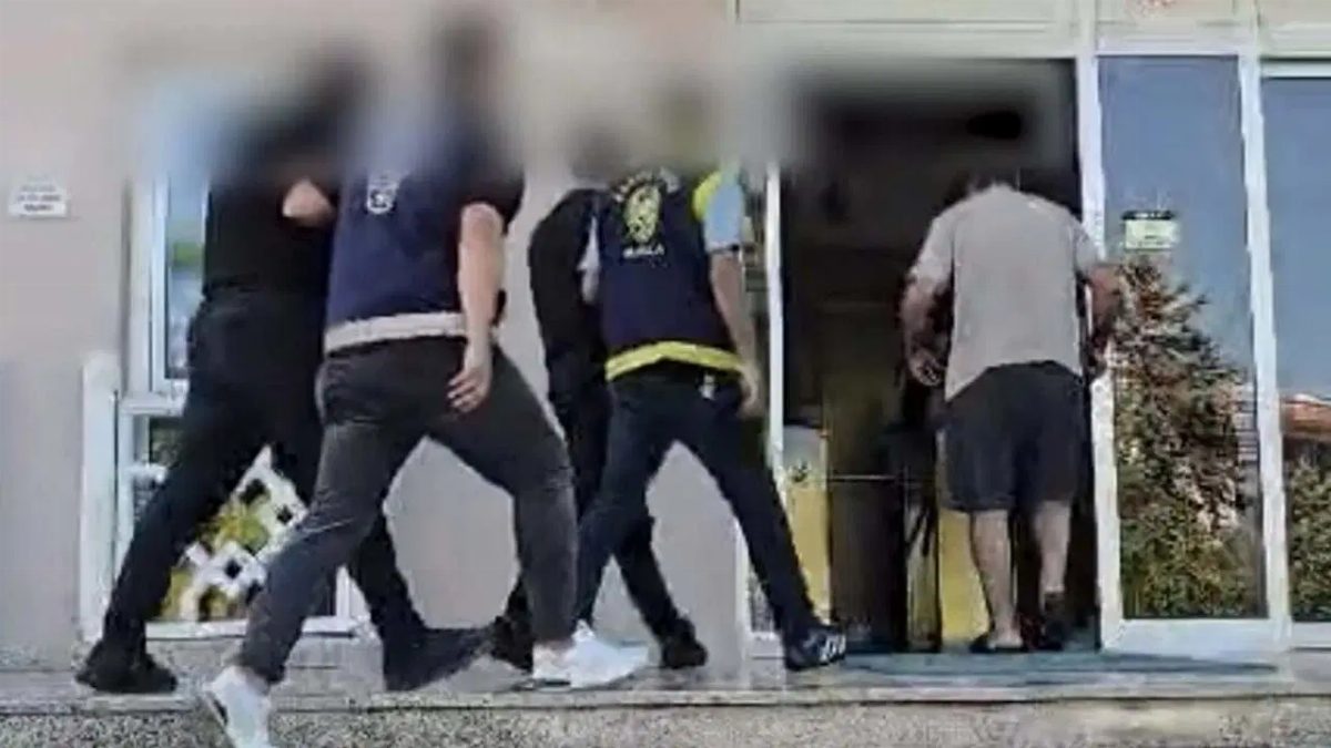 Fethiye'de fuhuş operasyonu: 7 kişi tutuklandı