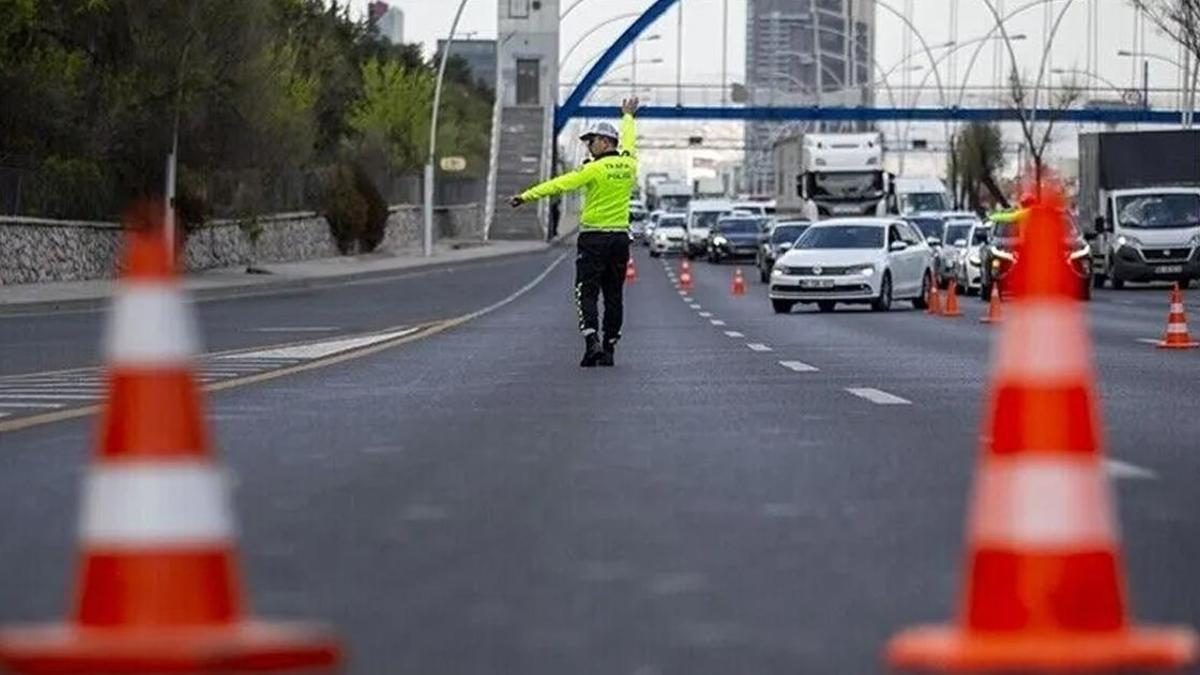 İstanbul'da bazı yollar trafiğe kapanacak