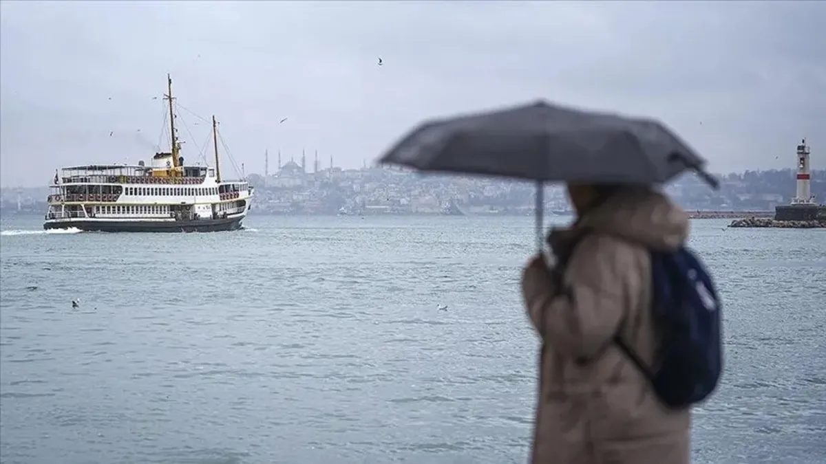İstanbul Valiliği'nden kuvvetli yağış ve fırtına uyarısı