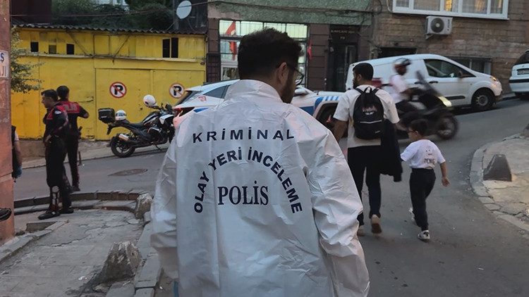 Eskişehir Mahallesi'nde silah sesleri sonrası genç adam ağır yaralandı