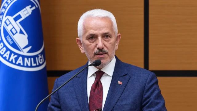 Ekrem Baki, Üsküdar ve İBB üyeliklerinden istifa etti