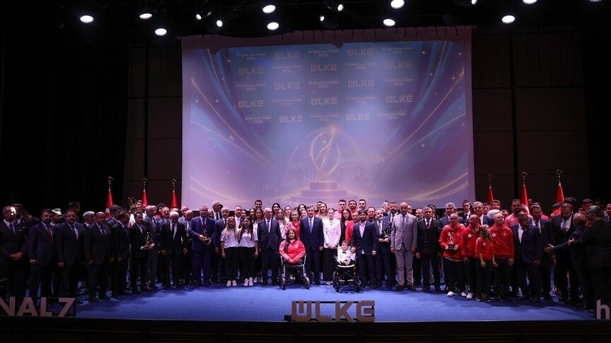 Ülke TV 10. Spor ve Spor Ödülleri sahiplerini buldu