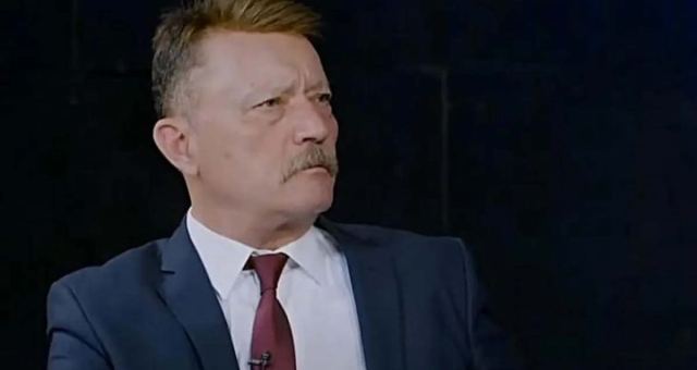 Hasan Atilla Uğur havalimanında gözaltına alındı