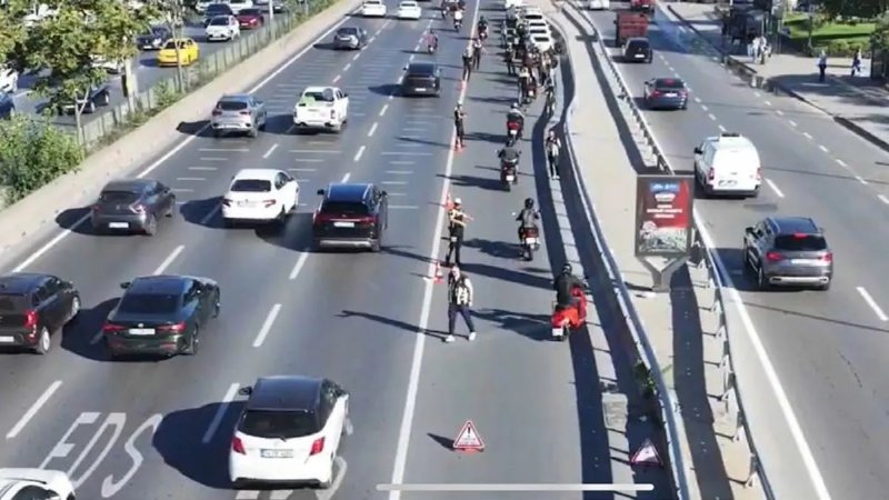 İstanbul'da Motosiklet Sürücülerine Yoğun Denetim Uygulandı
