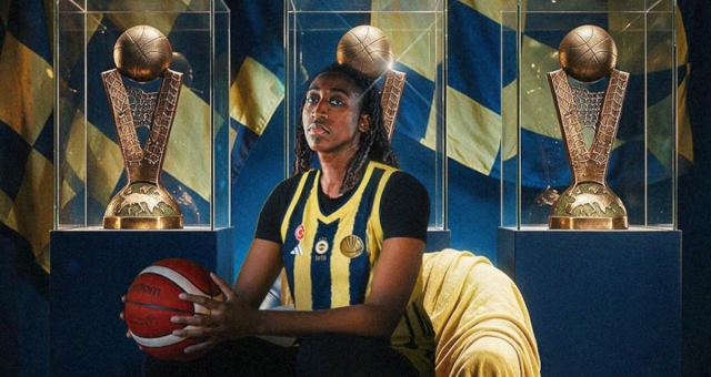 Fenerbahçe Tarfin Kuanitra Holingsvorth'u transfer etti